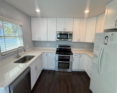 3600 Alabama Avenue Ne - Photo Thumbnail 5