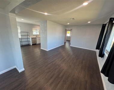 3600 Alabama Avenue Ne - Photo Thumbnail 9