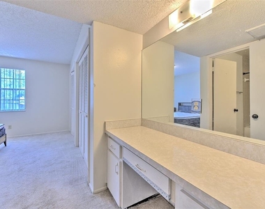 14454 Reuter Strasse Circle - Photo Thumbnail 19