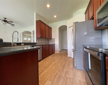 9322 Mangrove Court - Photo Thumbnail 10