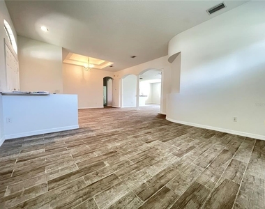 9322 Mangrove Court - Photo Thumbnail 4