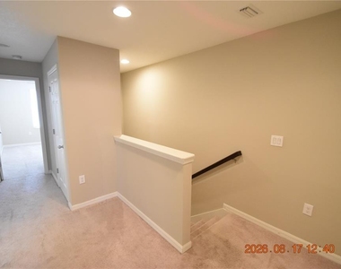 7031 Woodchase Glen Drive - Photo Thumbnail 32