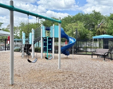 7031 Woodchase Glen Drive - Photo Thumbnail 45