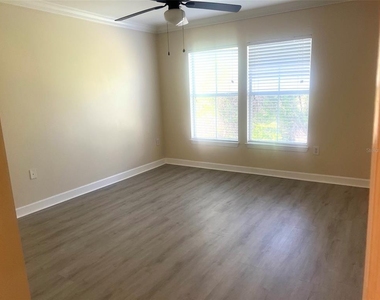 18335 Bridle Club Drive - Photo Thumbnail 5