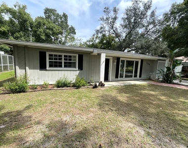 123 W Wildwood Street - Photo Thumbnail 1
