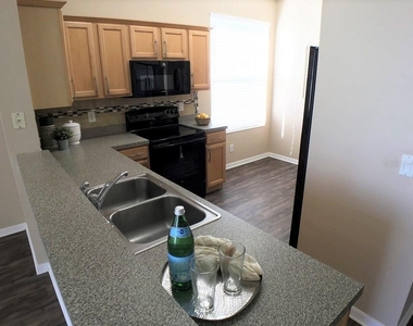 8539 Deer Chase Drive - Photo Thumbnail 10