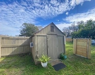 2868 39th Avenue N - Photo Thumbnail 3