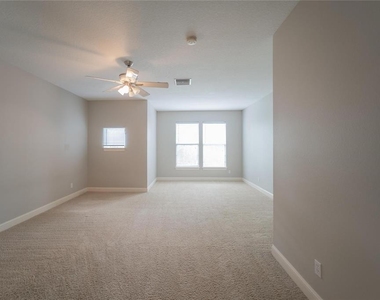 5405 Cafrey Place - Photo Thumbnail 6