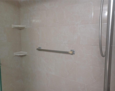 2525 W Bay Drive - Photo Thumbnail 9