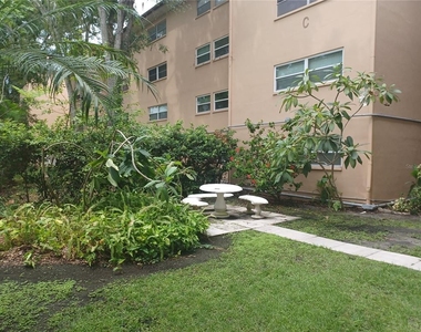 2525 W Bay Drive - Photo Thumbnail 17
