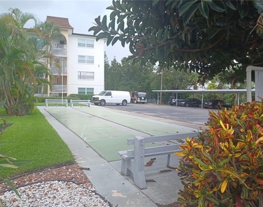 2525 W Bay Drive - Photo Thumbnail 28