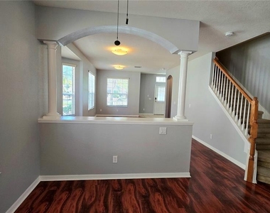 20027 Heritage Pointe Drive - Photo Thumbnail 7