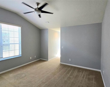 20027 Heritage Pointe Drive - Photo Thumbnail 22