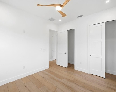 6325 11th Avenue S - Photo Thumbnail 46