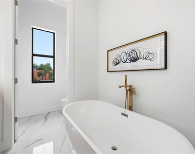 6325 11th Avenue S - Photo Thumbnail 27