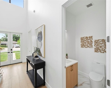 6325 11th Avenue S - Photo Thumbnail 10