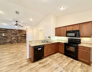 6054 Merrifield Drive - Photo Thumbnail 11