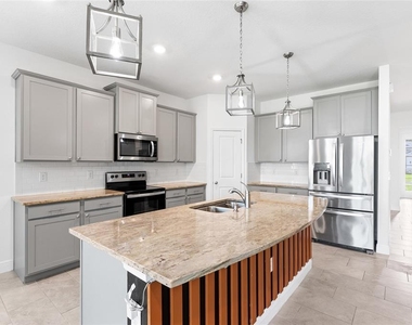 33034 Sand Creek Drive - Photo Thumbnail 15