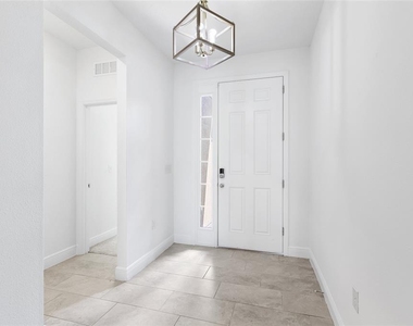 33034 Sand Creek Drive - Photo Thumbnail 27