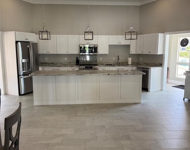 306 Mariner Drive - Photo Thumbnail 26