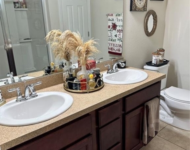 15541 Stone House Drive - Photo Thumbnail 21