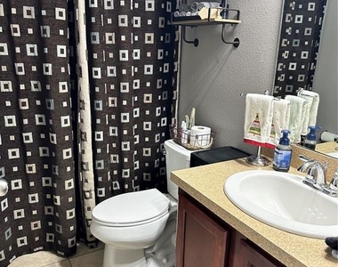 15541 Stone House Drive - Photo Thumbnail 23