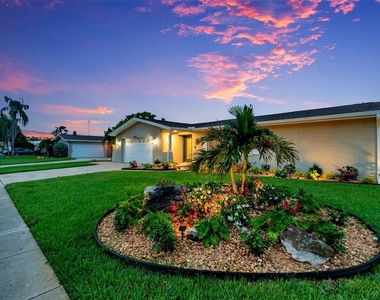 2420 Fairbanks Drive - Photo Thumbnail 2
