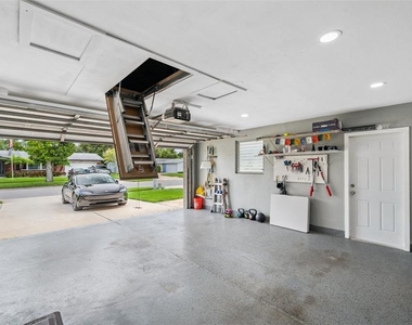 2420 Fairbanks Drive - Photo Thumbnail 59