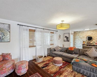 2420 Fairbanks Drive - Photo Thumbnail 33