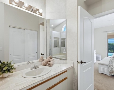 4450 Del Sol Boulevard - Photo Thumbnail 20