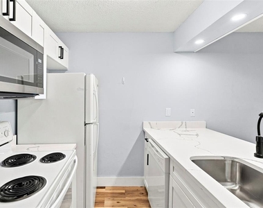 380 N Bayshore Boulevard - Photo Thumbnail 5