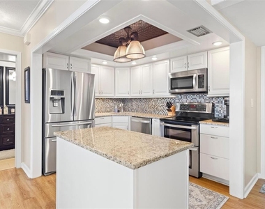 5220 Brittany Drive S - Photo Thumbnail 5
