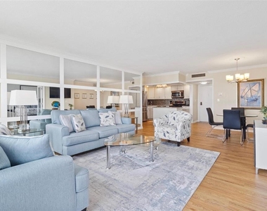 5220 Brittany Drive S - Photo Thumbnail 4