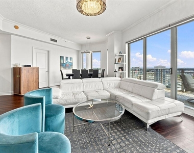 1209 E Cumberland Avenue - Photo Thumbnail 8