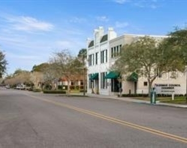 845 Aurora Way - Photo Thumbnail 40