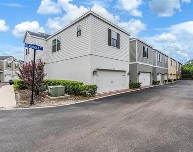 845 Aurora Way - Photo Thumbnail 35