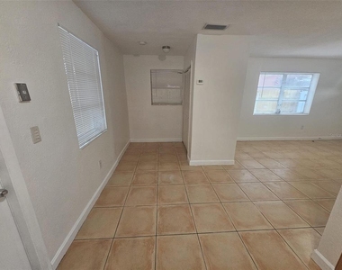 4785 Nw 2nd Street - Photo Thumbnail 1