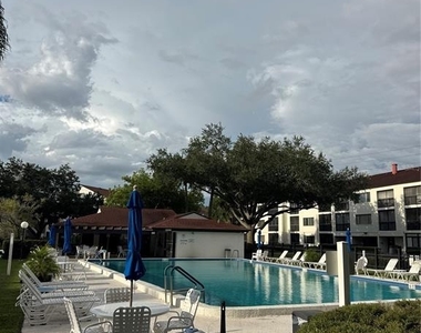 2593 Countryside Boulevard - Photo Thumbnail 16