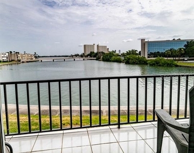 7401 Bay Island Drive S - Photo Thumbnail 1