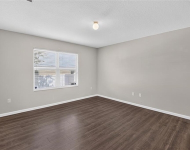 12035 Suburban Sunrise Street - Photo Thumbnail 34