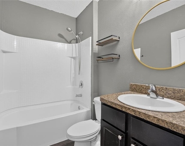 12035 Suburban Sunrise Street - Photo Thumbnail 10