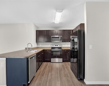 12035 Suburban Sunrise Street - Photo Thumbnail 24