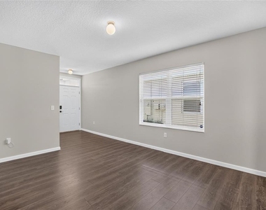 12035 Suburban Sunrise Street - Photo Thumbnail 7