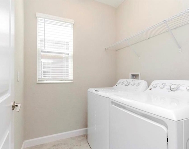 6827 Citrus Creek Lane - Photo Thumbnail 25