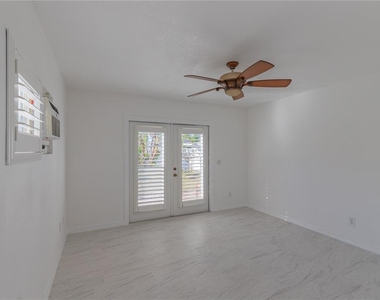 944 Bruce Avenue - Photo Thumbnail 12