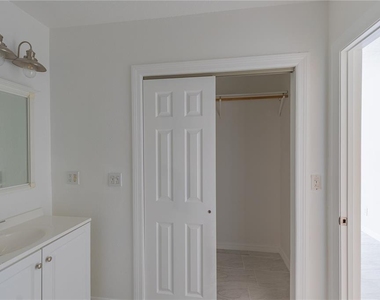 944 Bruce Avenue - Photo Thumbnail 18