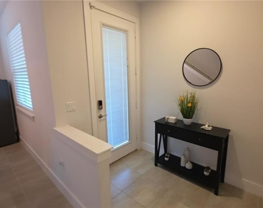 1170 Arisha Dr - Photo Thumbnail 2