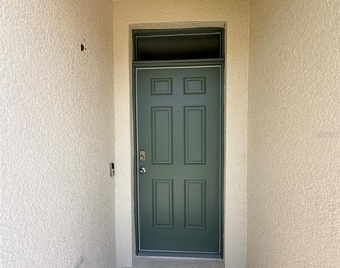 801 Baylor Drive - Photo Thumbnail 2
