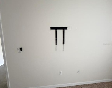 801 Baylor Drive - Photo Thumbnail 34