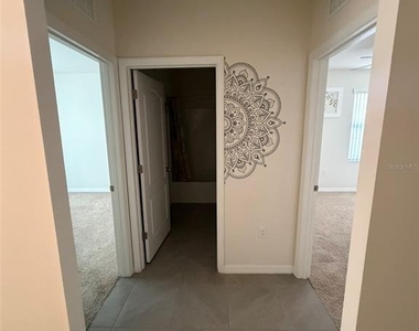 801 Baylor Drive - Photo Thumbnail 8